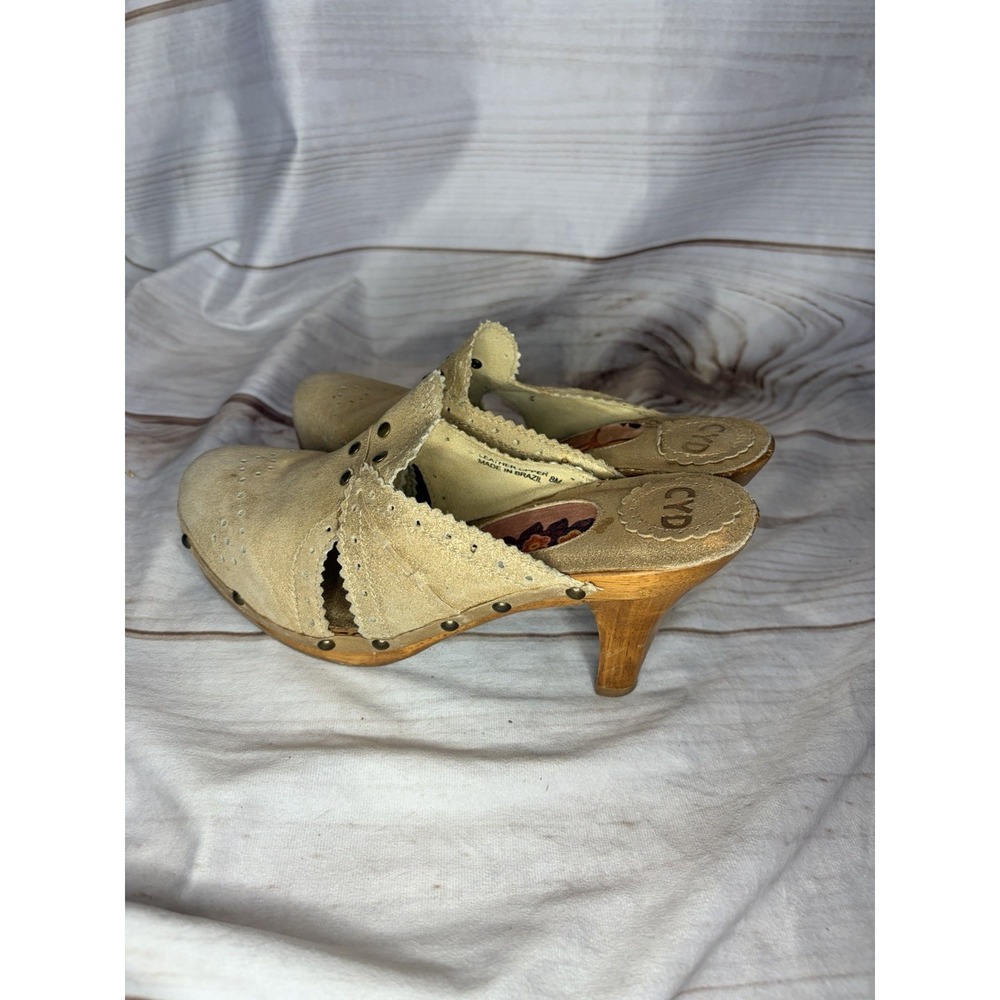 Vintage Y2K CYD 8M Gold Leather Clog Heels Studded Made in‎ Brazil - Picture 3 of 6